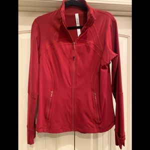 Lululemon Define Luxtreme Jacket size 12 Ruby Wine